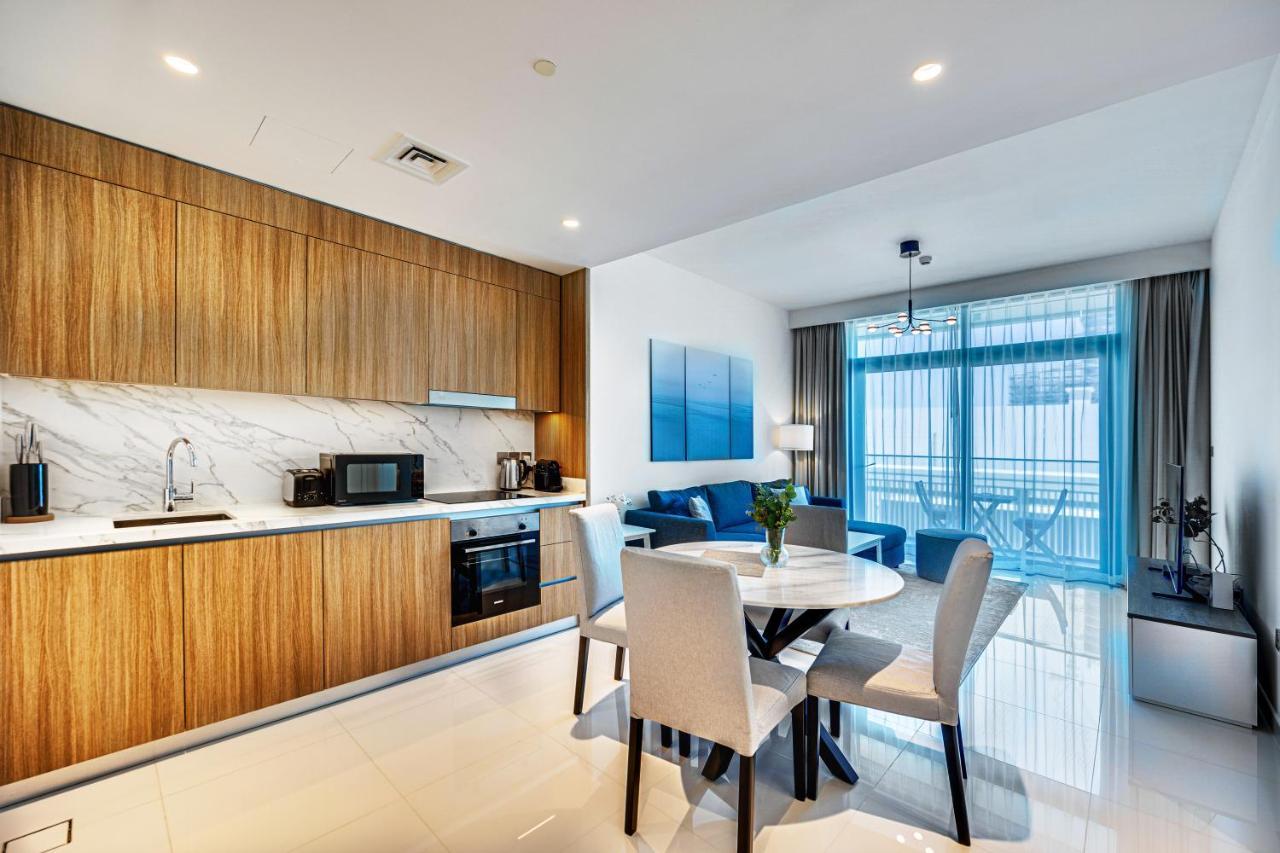 Apartment Bright And Cozy On The Beachfront